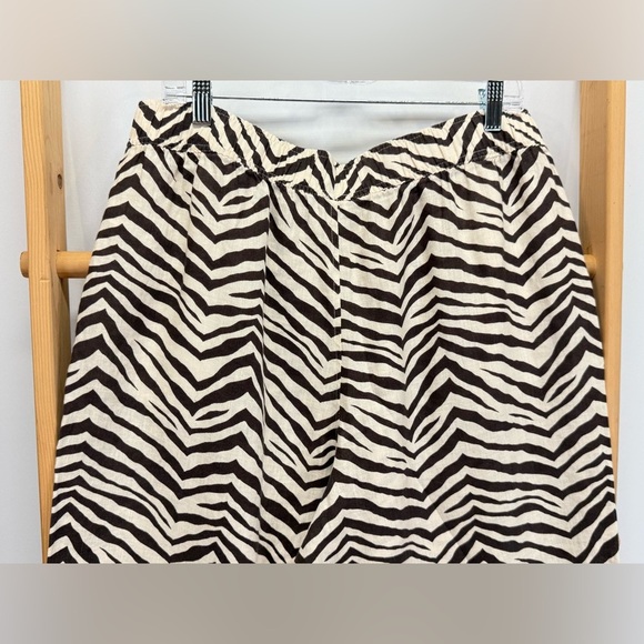 TAHARI Cream and brown zebra print 💯 Linen wide leg crop pants size XL - Picture 5 of 12